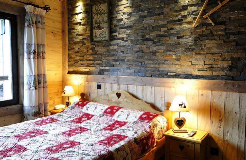 Logis Hotel Les Ancolies Arêches Eksteriør bilde